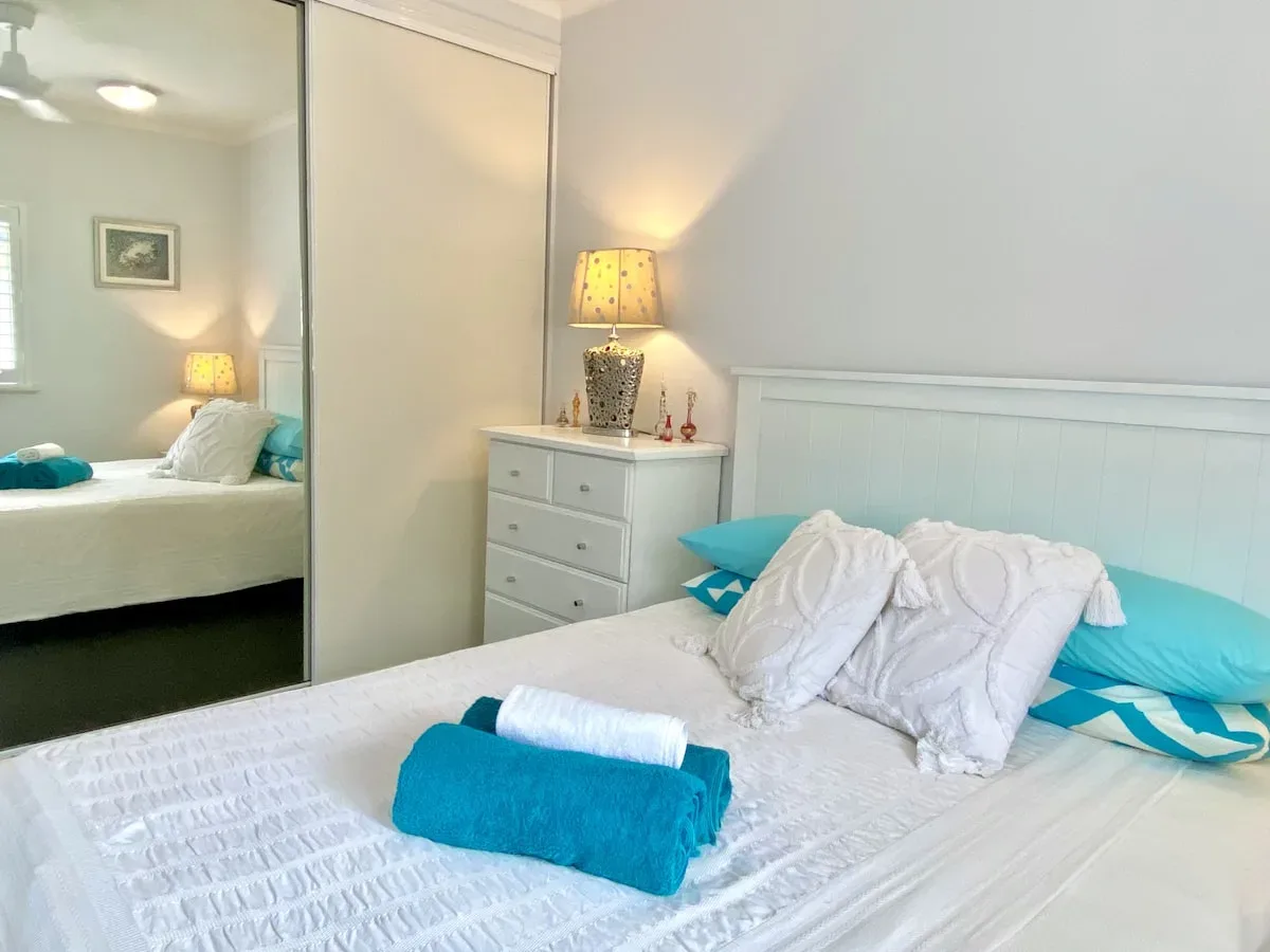 Holiday Homes & Interiors